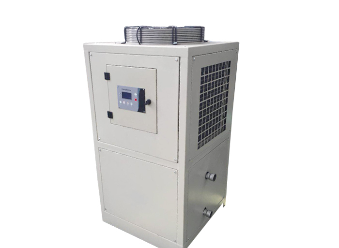 購買冷油機(jī)時(shí)需要注意什么？