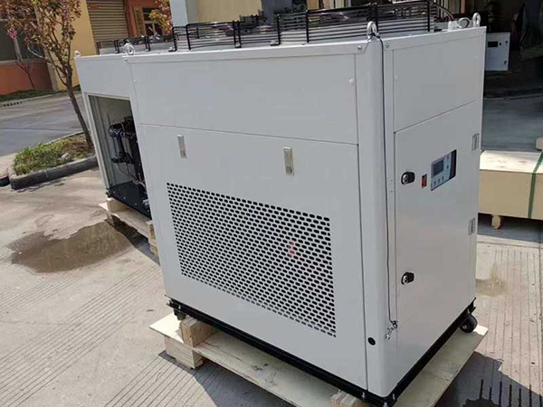 油冷機廠家品質(zhì)和價格的關(guān)系 油冷機廠家品質(zhì)和價格的關(guān)系