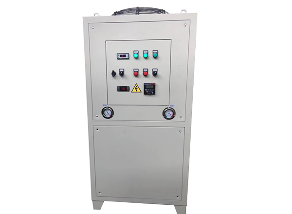 冷油機(jī)搬運(yùn)過程中注意的問題 冷油機(jī)搬運(yùn)過程中注意的問題