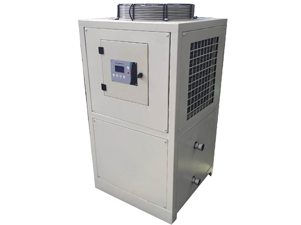 油冷機(jī)品牌表面清洗方式 油冷機(jī)品牌表面清洗方式